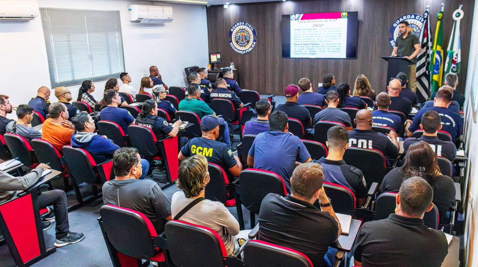 Integrantes da Guarda Civil de Capivari participam de Estágio de Qualificação Profissional